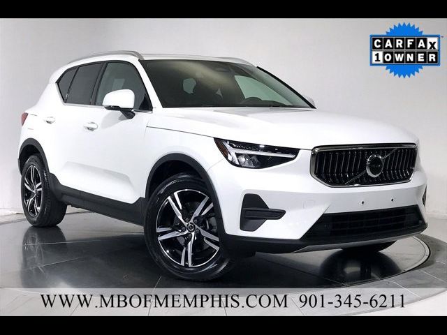 2024 Volvo XC40 