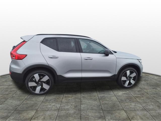 2024 Volvo XC40 Recharge Pure Electric Plus