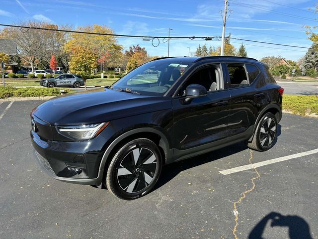 2024 Volvo XC40 Recharge Pure Electric Core