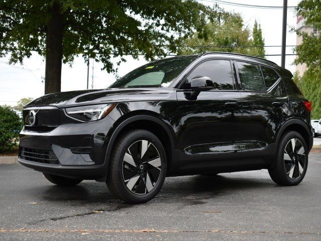 2024 Volvo XC40 Recharge Pure Electric Core