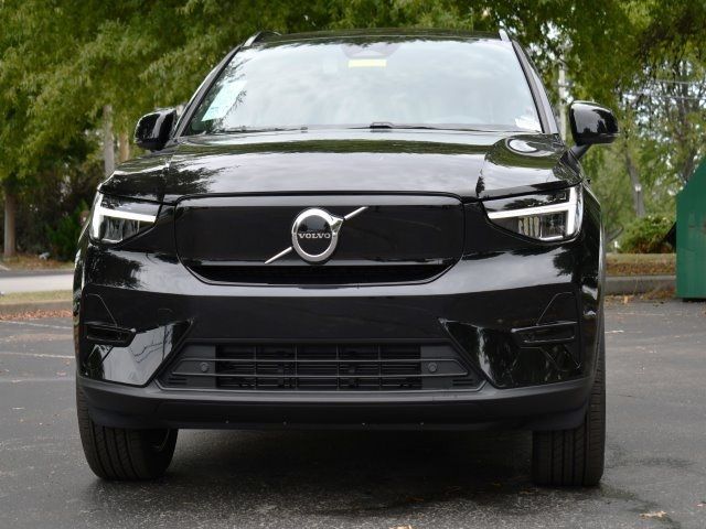 2024 Volvo XC40 Recharge Pure Electric Core