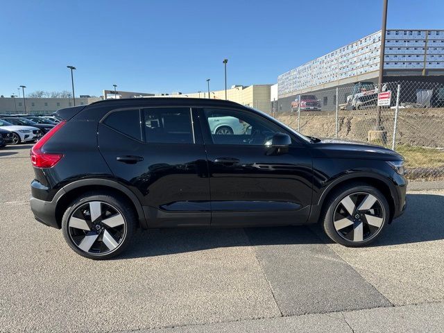 2024 Volvo XC40 Recharge Pure Electric Plus