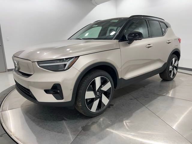 2024 Volvo XC40 Recharge Pure Electric Plus