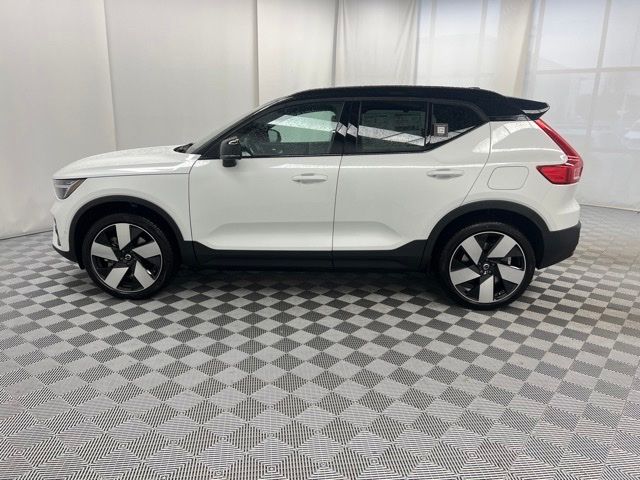 2024 Volvo XC40 Recharge Pure Electric Plus