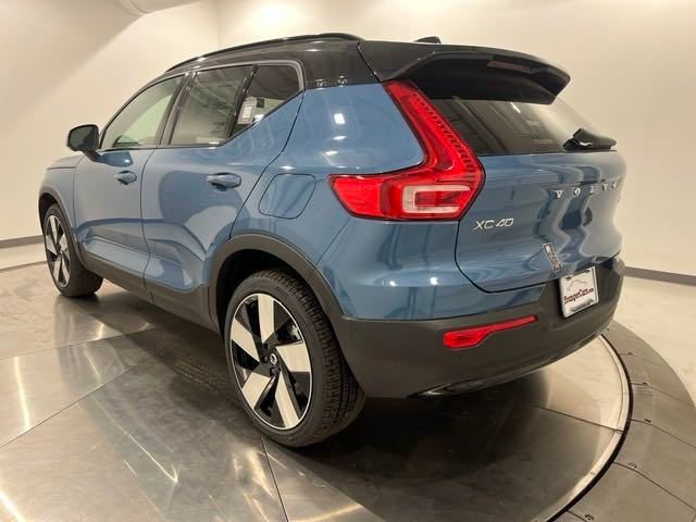 2024 Volvo XC40 Recharge Pure Electric Plus