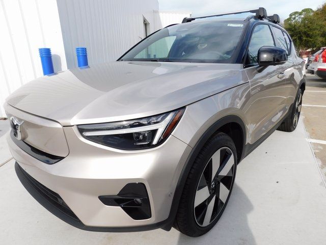 2024 Volvo XC40 Recharge Pure Electric Plus