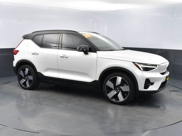 2024 Volvo XC40 Recharge Pure Electric Plus