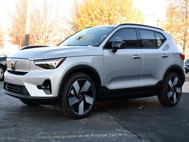 2024 Volvo XC40 Recharge Pure Electric Plus