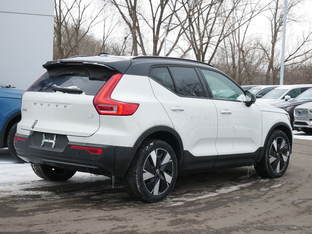 2024 Volvo XC40 Recharge Pure Electric Core