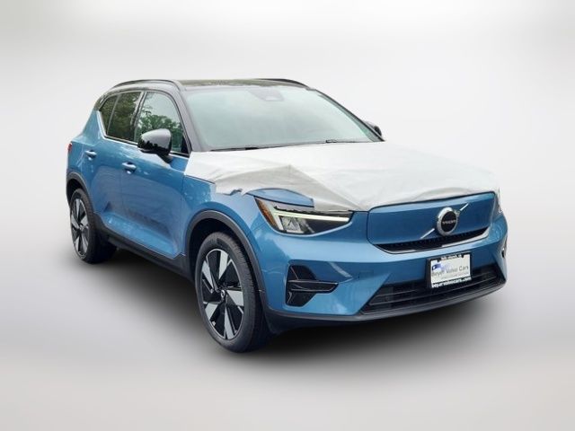 2024 Volvo XC40 Recharge Pure Electric Core