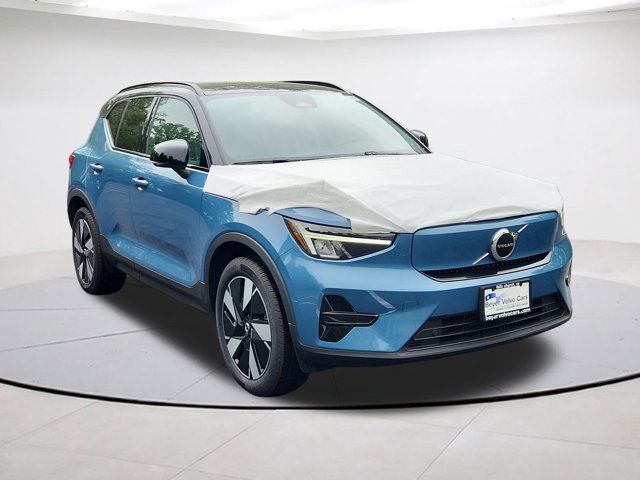 2024 Volvo XC40 Recharge Pure Electric Core