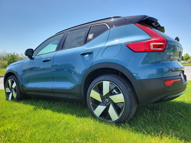 2024 Volvo XC40 Recharge Pure Electric Plus