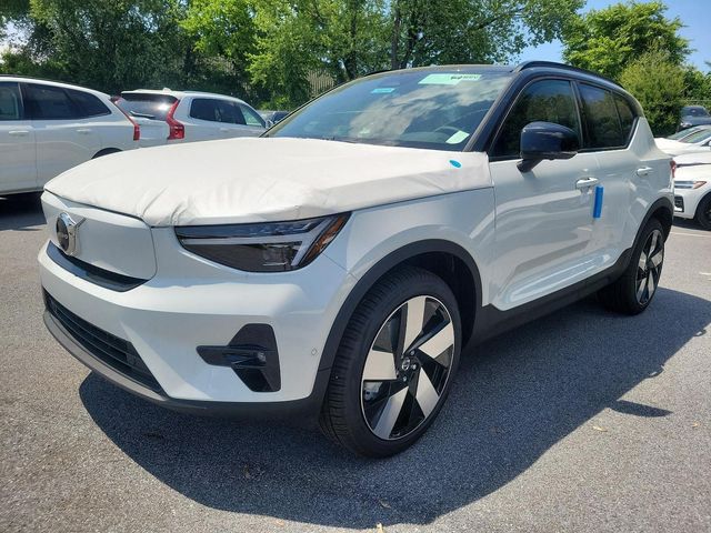 2024 Volvo XC40 Recharge Pure Electric Plus