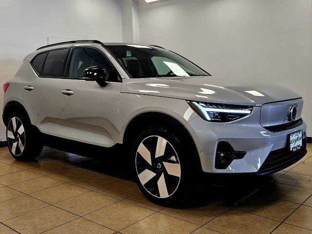 2024 Volvo XC40 Recharge Pure Electric Plus