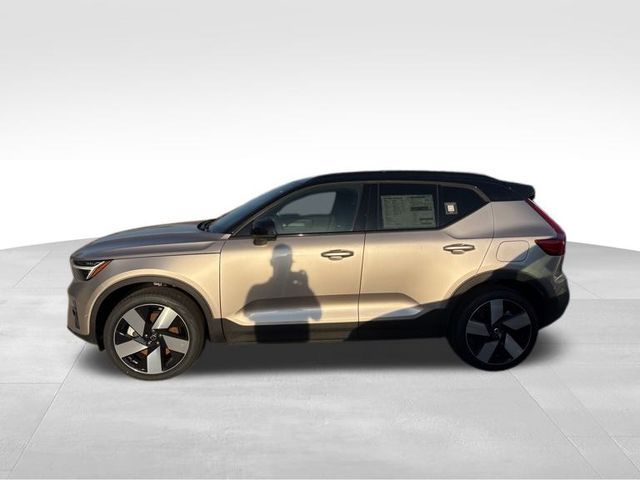 2024 Volvo XC40 Recharge Pure Electric Plus