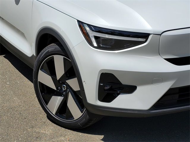 2024 Volvo XC40 Recharge Pure Electric Plus