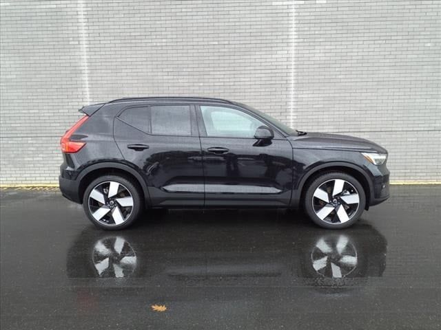 2024 Volvo XC40 Recharge Pure Electric Plus