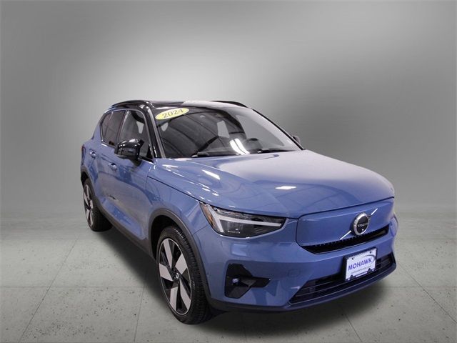2024 Volvo XC40 Recharge Pure Electric Plus
