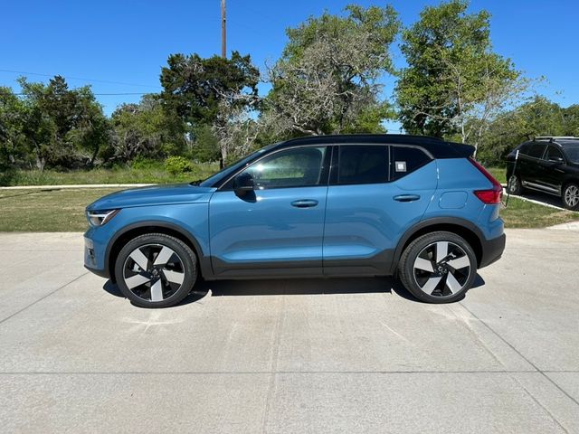 2024 Volvo XC40 Recharge Pure Electric Plus