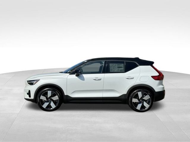 2024 Volvo XC40 Recharge Pure Electric Plus