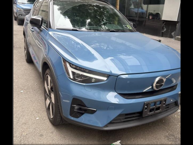 2024 Volvo XC40 Recharge Pure Electric Ultimate