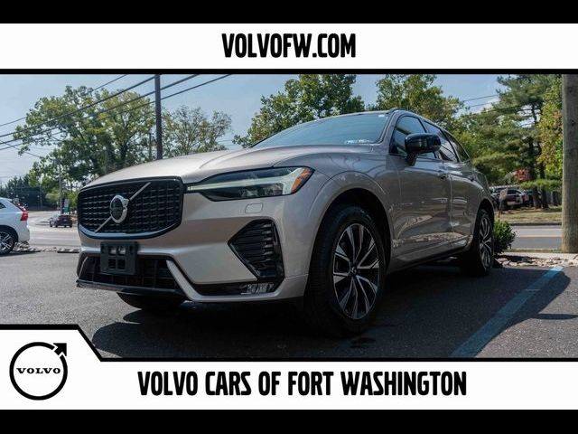 2024 Volvo XC60 Core Dark Theme