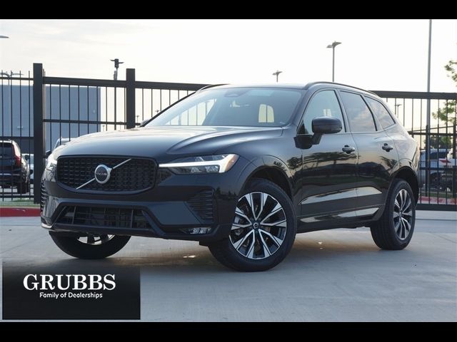 2024 Volvo XC60 Core Dark Theme