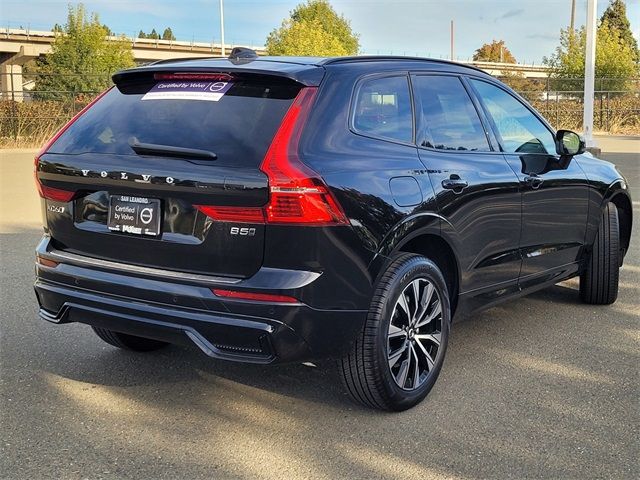 2024 Volvo XC60 Core Dark Theme