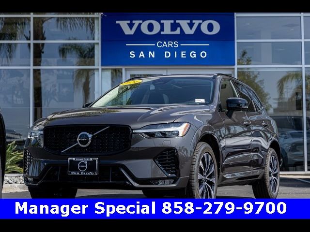 2024 Volvo XC60 Core Dark Theme