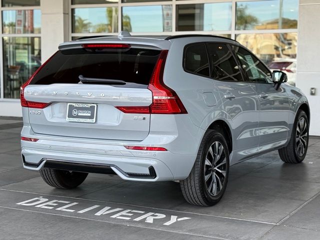 2024 Volvo XC60 Core Dark Theme