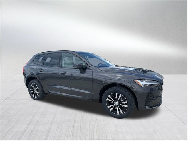 2024 Volvo XC60 Core Dark Theme