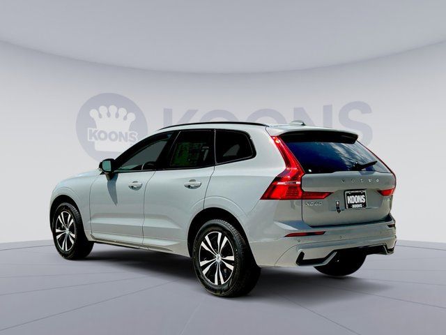 2024 Volvo XC60 Core Dark Theme