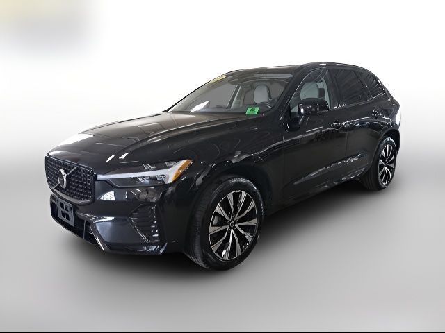 2024 Volvo XC60 Core Dark Theme