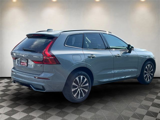 2024 Volvo XC60 Core Dark Theme