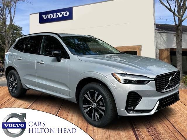 2024 Volvo XC60 Core Dark Theme