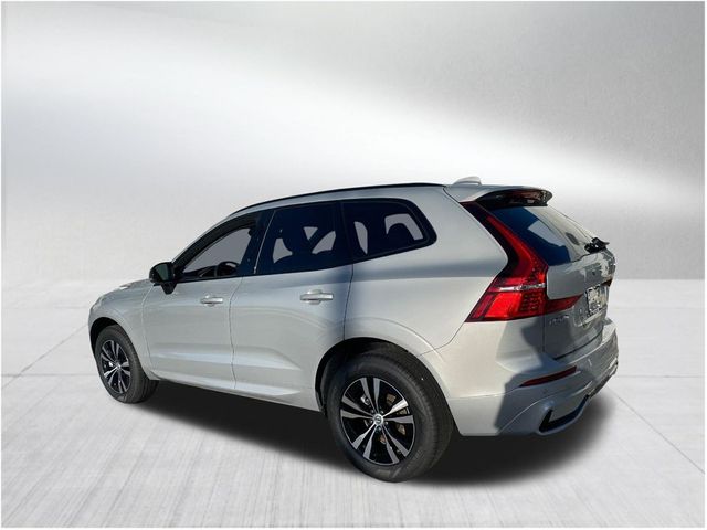 2024 Volvo XC60 Core Dark Theme