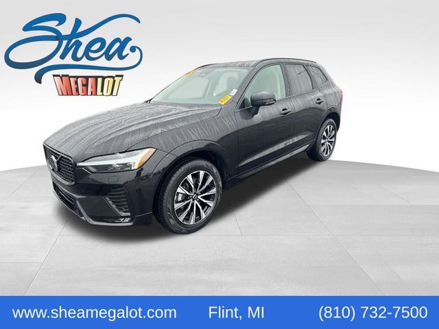 2024 Volvo XC60 Core Dark Theme