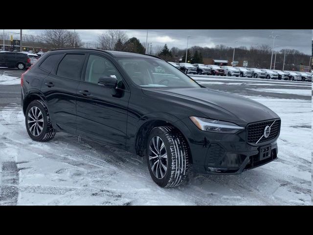 2024 Volvo XC60 Core Dark Theme