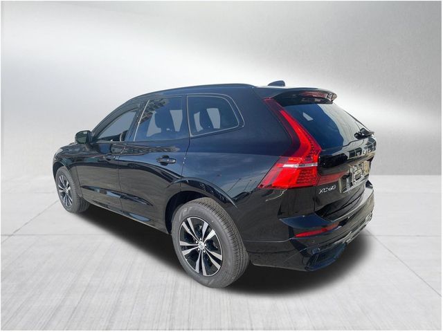 2024 Volvo XC60 Core Dark Theme