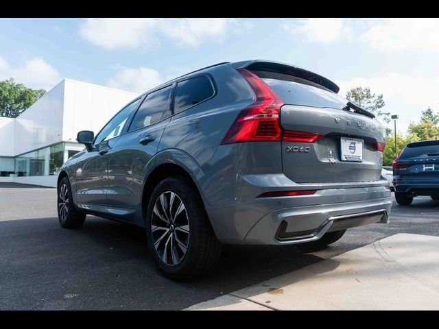 2024 Volvo XC60 Core Dark Theme