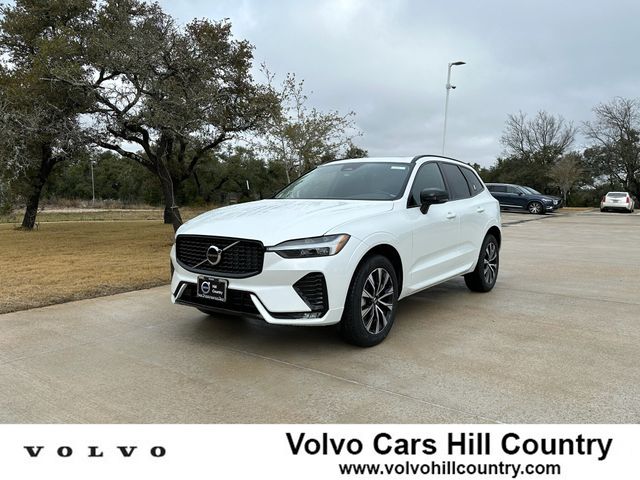 2024 Volvo XC60 Core Dark Theme