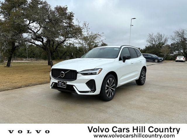 2024 Volvo XC60 Core Dark Theme