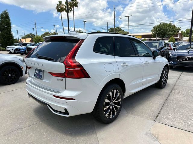 2024 Volvo XC60 Core Dark Theme