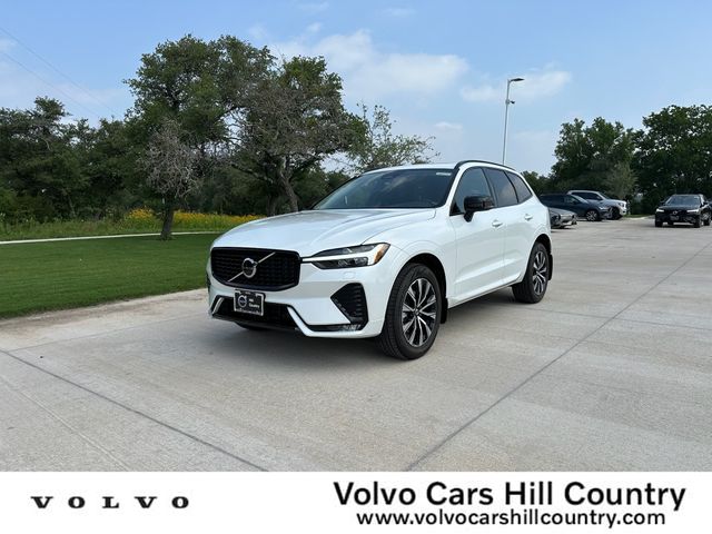 2024 Volvo XC60 Core Dark Theme