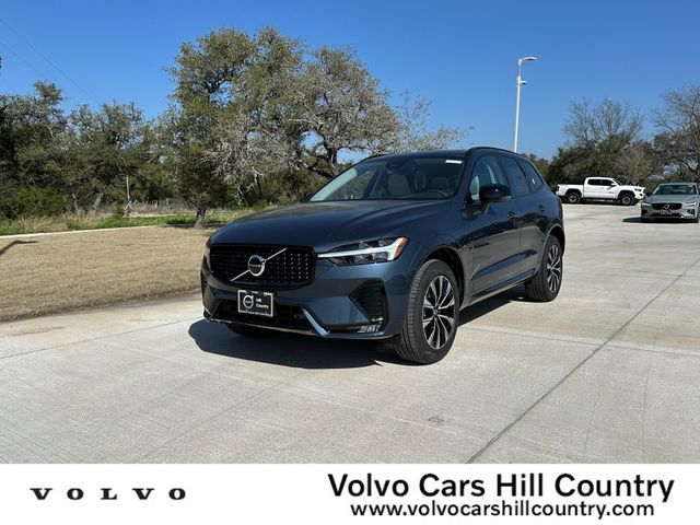 2024 Volvo XC60 Core Dark Theme