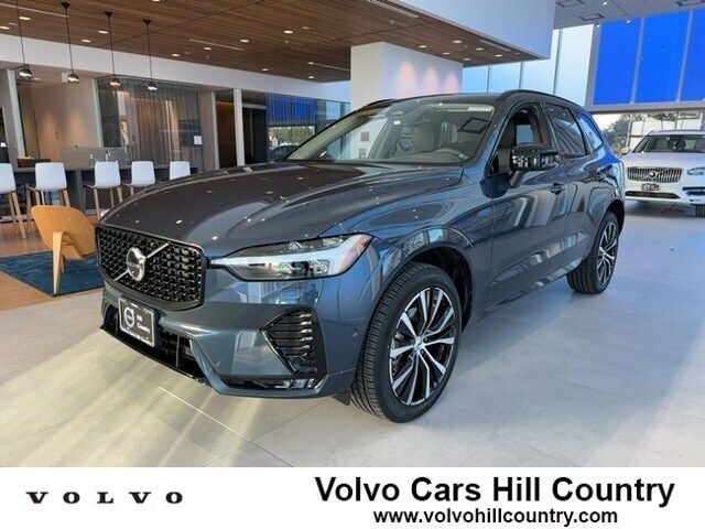 2024 Volvo XC60 Plus Dark Theme