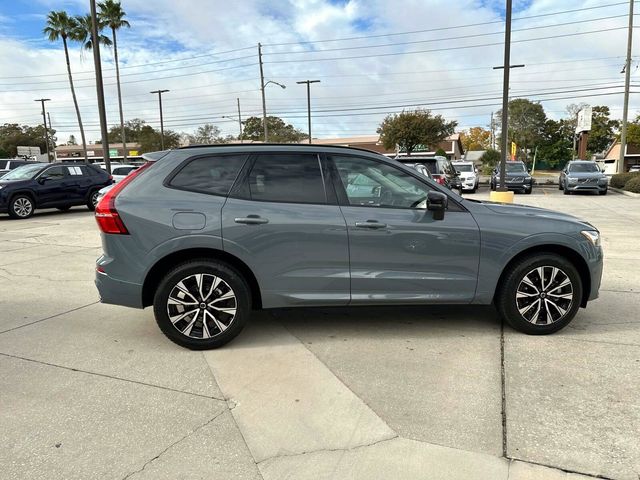 2024 Volvo XC60 Plus Dark Theme