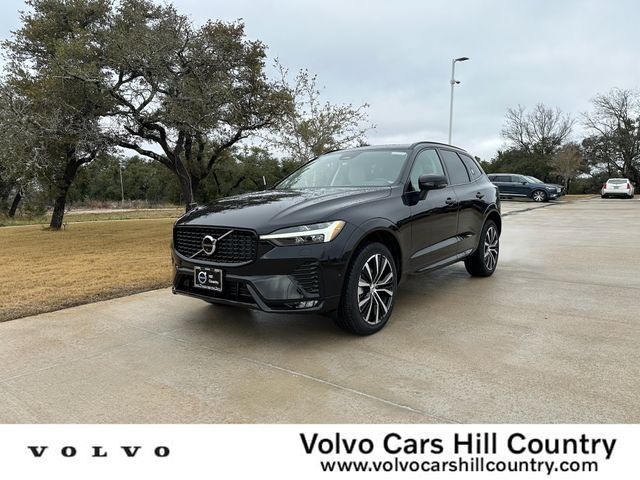 2024 Volvo XC60 Plus Dark Theme