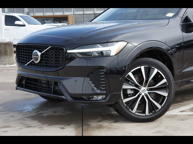 2024 Volvo XC60 Plus Dark Theme