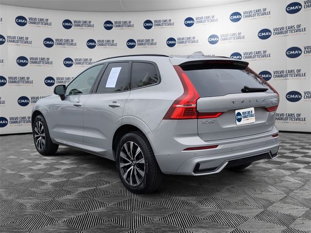 2024 Volvo XC60 Plus Dark Theme